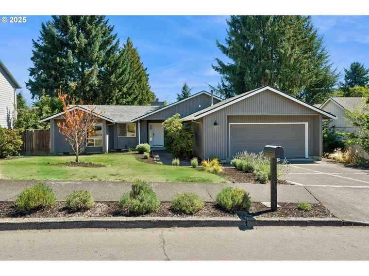 Photo of 15240 SW 100th Ave Tigard, OR 97224