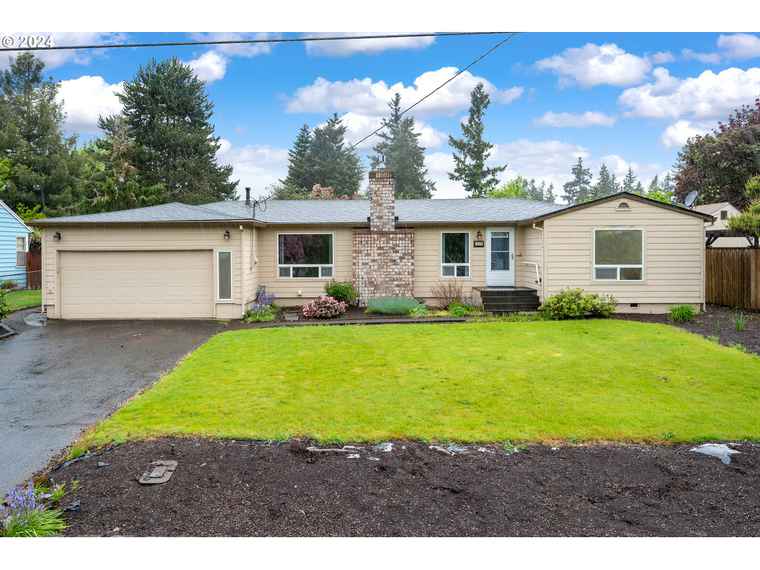 Photo of 117 Mccarver Ave Oregon City, OR 97045