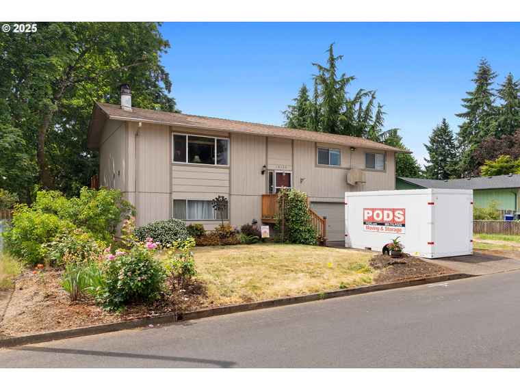 Photo of 19139 Bedford Dr Oregon City, OR 97045