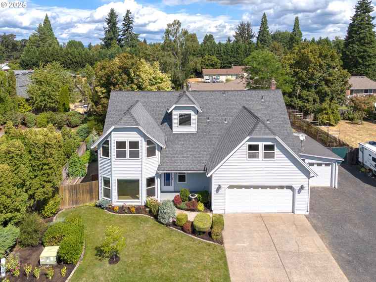 Photo of 753 NE Baldwin St Hillsboro, OR 97124