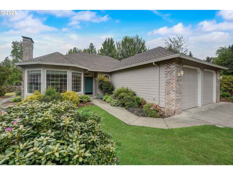 Photo of 8970 SW 135th Ave Beaverton, OR 97008