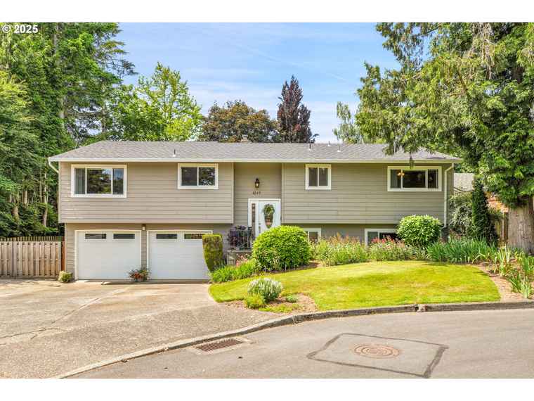 Photo of 4249 SE 18th Ct Gresham, OR 97080