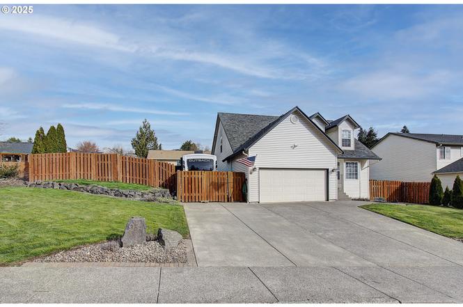 827 E 7th St, La Center, WA 98629 | Redfin