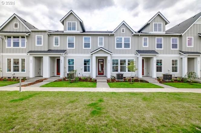 8473 SE Shale Ln, Hillsboro, OR 97123 | Redfin