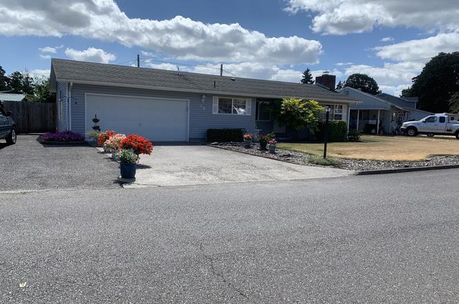 39 Crescent Dr St Helens OR 97051 MLS 20337856 Redfin 39-crescent-dr-st-helens-or-97051-mls-20337856-redfin