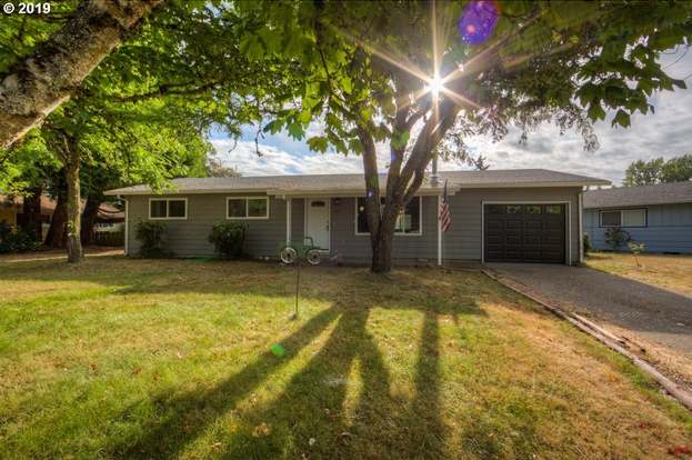 2203 Spruce St Forest Grove Or 97116 Mls 19243177 Redfin