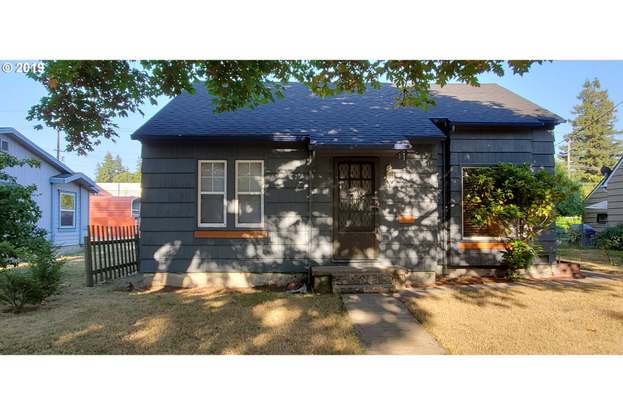 418 S River St Newberg Or 97132 Mls 19059226 Redfin
