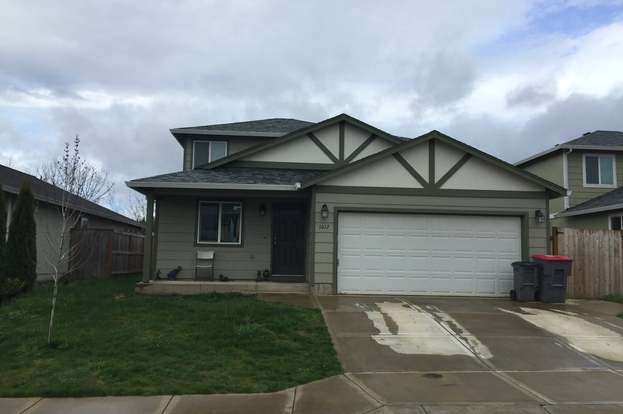 1017 Grant St, Lafayette, OR 97127 | MLS# 16537346 | Redfin