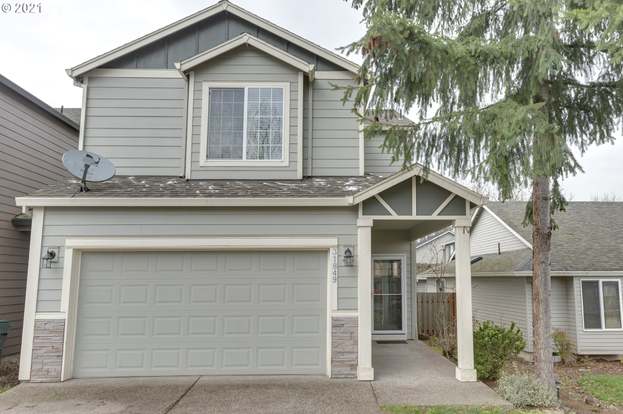 https://ssl.cdn-redfin.com/photo/84/mbphoto/365/genMid.21153365_0.jpg

