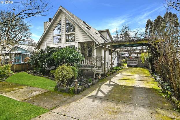 1245 Adams Ave Cottage Grove Or 97424 Mls 19031454 Redfin