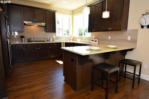 12816 SW King Pl, Tigard, OR 97223 | MLS# 16557532 | Redfin