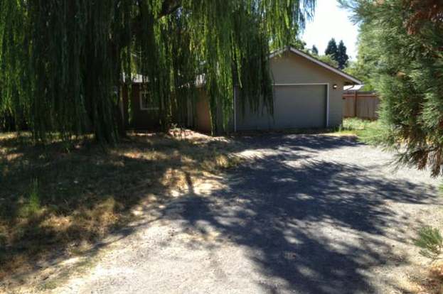 555 Nighthawk Ln, Springfield, OR 97477 3 beds1 bath 555 Nighthawk Ln, Springfield, OR 97477 3 beds1 bath