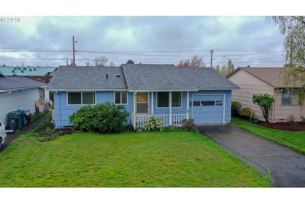 1438 Rainier Rd Woodburn Or 97071 Mls 18301911 Redfin