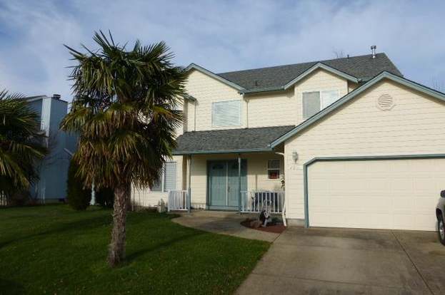1225 Independence Ave Woodburn Or 97071 Mls 15077942 Redfin