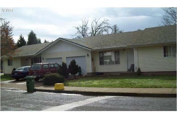 1061 Villard Ln Cottage Grove Or 97424 Mls 14327963 Redfin