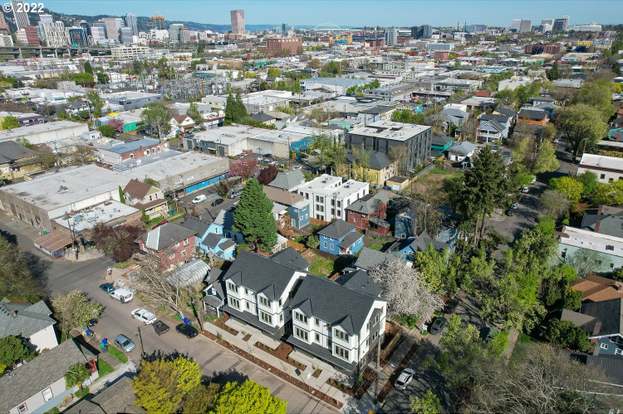 1175 SE Grant St, Portland, OR 97214 | MLS# 22117182 | Redfin
