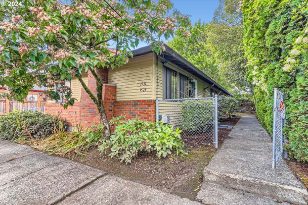 1521 SE 30th Ave, Portland, OR 97214 | MLS# 24065377 | Redfin