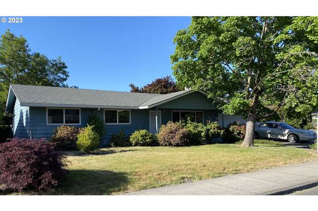 2055 NE Grant St, Hillsboro, OR 97124 | MLS# 23251416 | Redfin