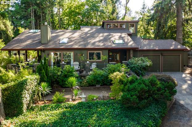 2526 Cleveland St, Eugene, OR 97405 | MLS# 23642457 | Redfin