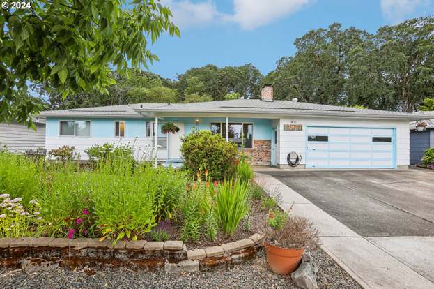 2250 NE Grant St, Hillsboro, OR 97124 | MLS# 24645572 | Redfin