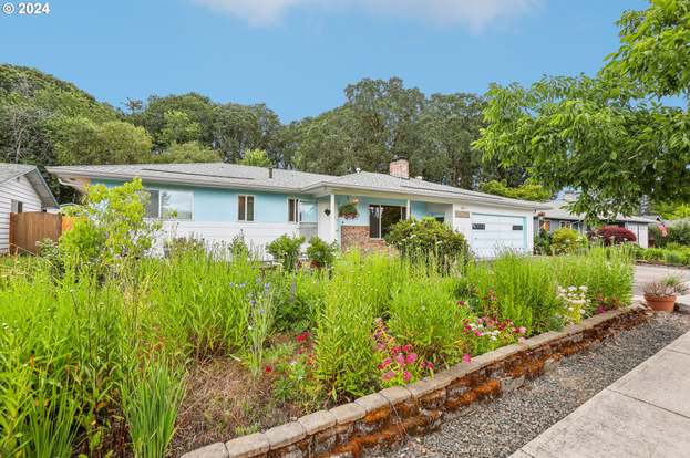 2250 NE Grant St, Hillsboro, OR 97124 | MLS# 24645572 | Redfin