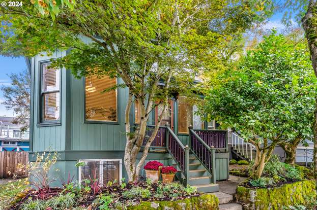 2042 SE Ankeny St, Portland, OR 97214 | MLS# 24567576 | Redfin