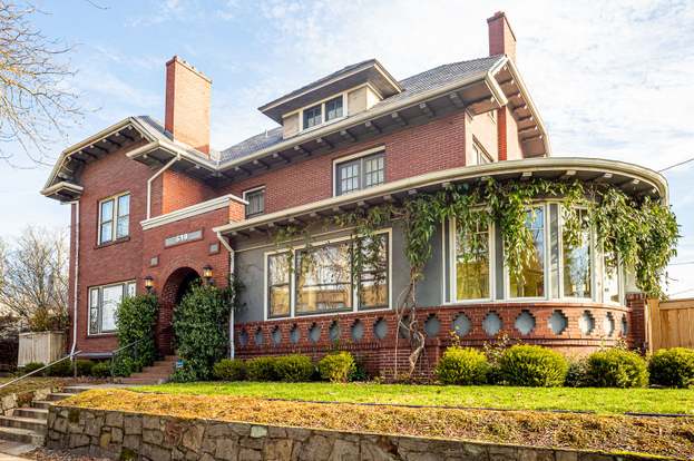 610 NE Cesar E Chavez Blvd, Portland, OR 97232 | MLS# 23414583 