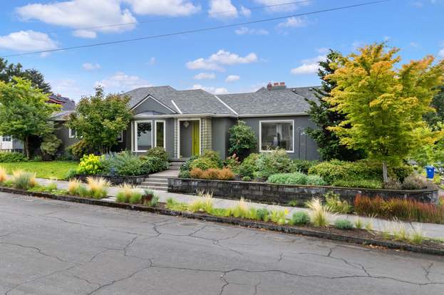 2110 SE Stephens St, Portland, OR 97214 | MLS# 24192603 | Redfin