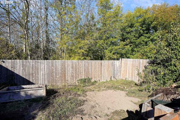 925 Grant St, Lafayette, OR 97127 | MLS# 24393636 | Redfin