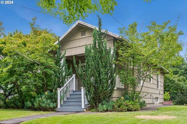 3733 SE Grant St, Portland, OR 97214 | MLS# 24225751 | Redfin