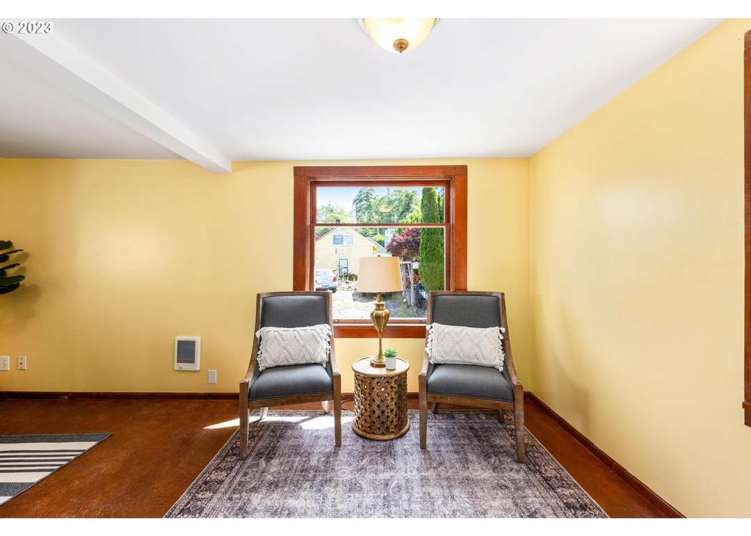 127 Washington St, Astoria, OR 97103