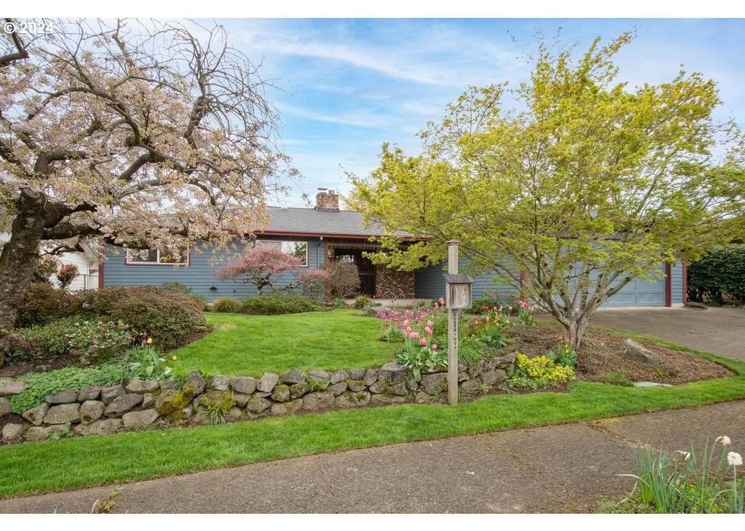 14302 NE Failing St, Portland, OR 97230 | Redfin