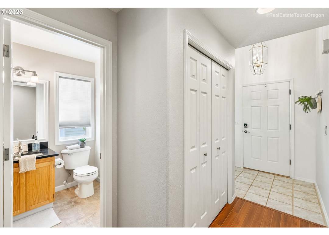 12862 NW Maplecrest Way, Banks, OR 97106