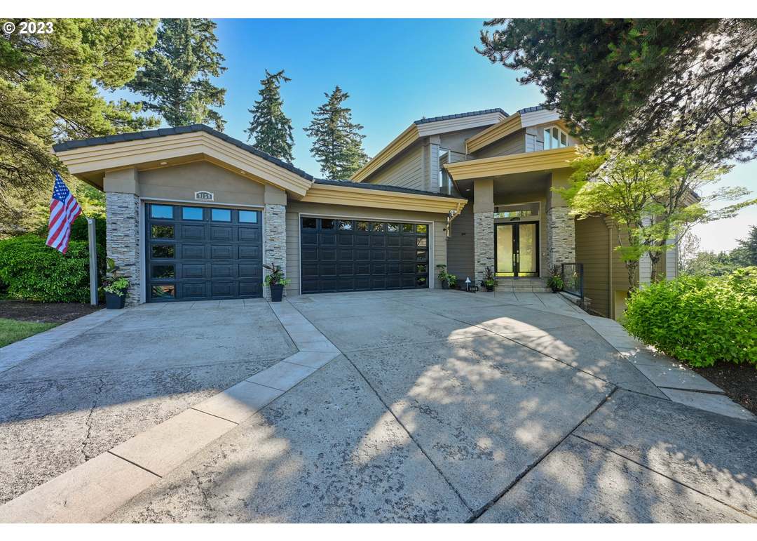 9159 SE Anton Ct, Happy Valley, OR 97086 | Redfin