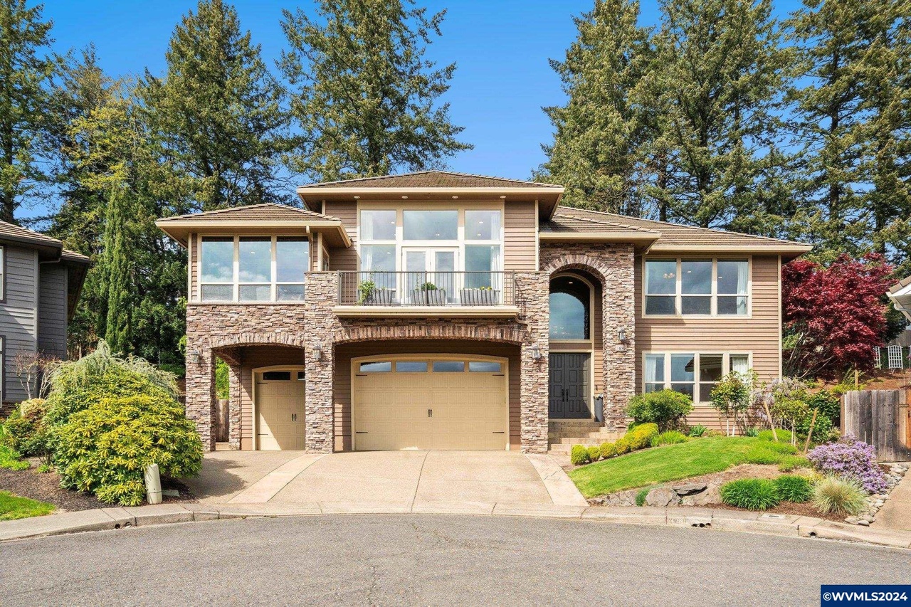 2958 Mapleleaf Ct NW, Salem, OR 97304 | Redfin