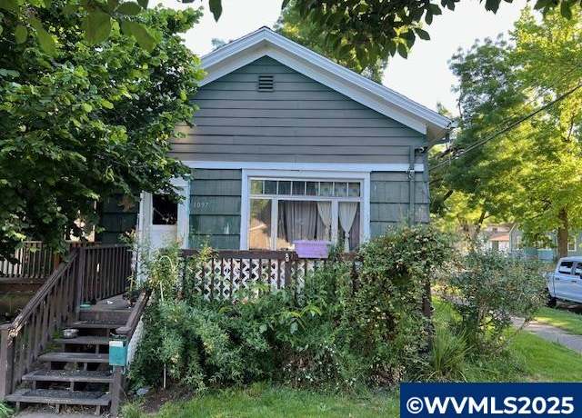 Property at 1091 Jefferson St NE, Salem, OR 97301-7823, 5 beds, 3 baths