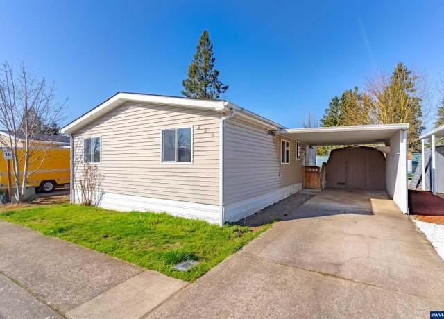 Property at 220 Evergreen Dr, Aumsville, OR 97325, 3 beds, 2 baths