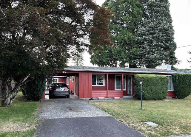 Property at 1090 SE 3rd Ave, Mill City, OR 97360, 4 beds, 2 baths
