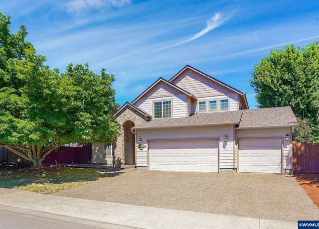 Property at 2741 Roosevelt Lp NW, Salem, OR 97304, 4 beds, 2.5 baths