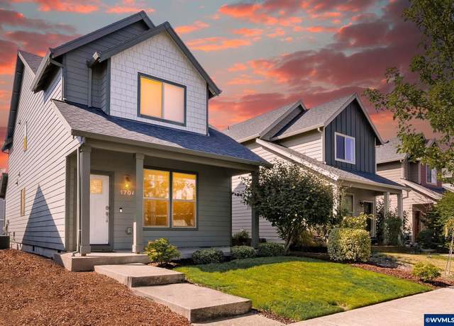 Property at 1704 Wood Duck St, Silverton, OR 97381, 3 beds, 2.5 baths
