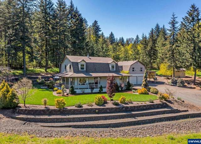 Property at 17610 Gardner Rd, Dallas, OR 97338, 3 beds, 3 baths