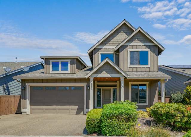 Property at 1253 Lydia Ave N, Keizer, OR 97303, 4 beds, 2.5 baths