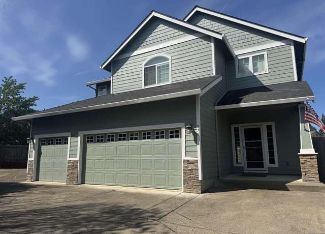 Property at 870 Lupine St, Stayton, OR 97383, 5 beds, 2.5 baths