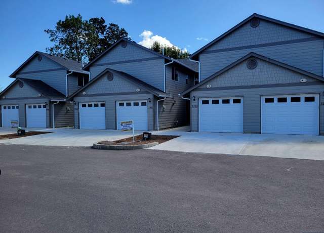 Property at 3768 Peter Ln NE, Salem, OR 97305, 3 beds, 2.5 baths