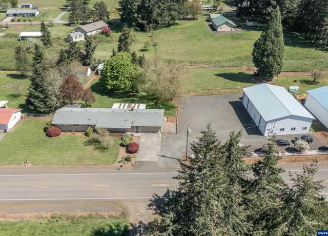 Property at 28791 Liberty Rd, Sweet Home, OR 97386, 4 beds, 2.5 baths