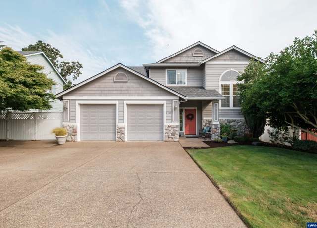 Property at 2835 Fillmore Ave NW, Salem, OR 97304, 4 beds, 2.5 baths