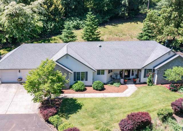 Property at 38711 Mountain Crst, Lebanon, OR 97355, 4 beds, 2.5 baths