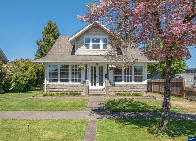 Property at 250 Clay St W, Monmouth, OR 97361, 4 beds, 2 baths