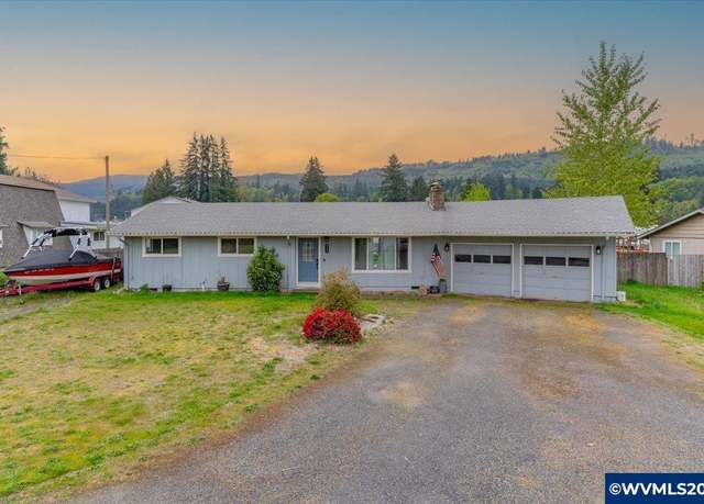 Property at 442 Cedar St, Lyons, OR 97358, 4 beds, 2 baths