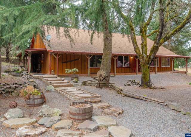 Property at 6215 Obrien Ave S, Salem, OR 97306, 3 beds, 3 baths